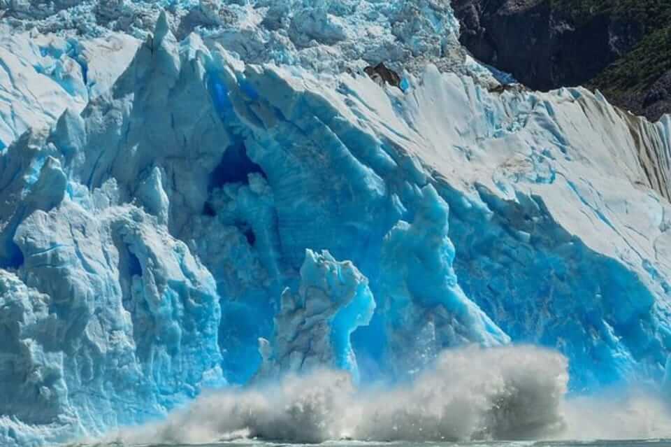 Spectacular El Calafate Majestic Wonders - Adventure Gear By Global Trekker