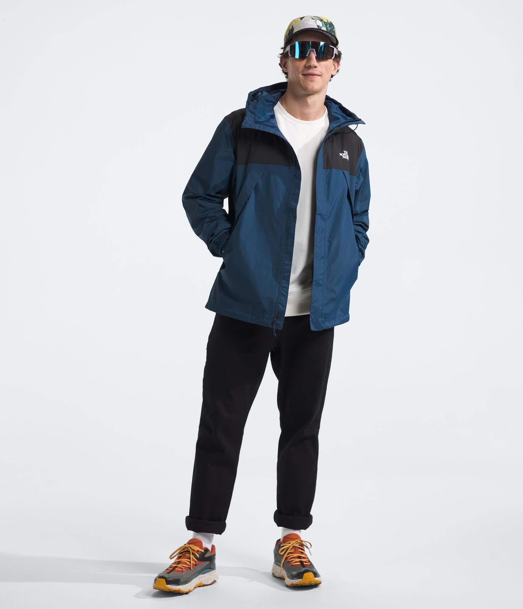 Image Showing THE NORTH FACE Men's Antora Jacket - Product Type Jacket - Buy Now $126.25 - Adventure Gear from Global Trekker