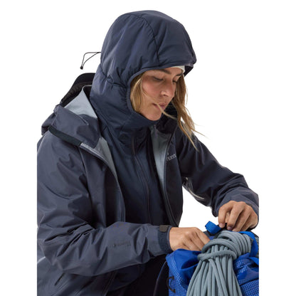 Image Showing Arc'teryx Atom Hoody for Women - Product Type Jacket - Buy Now $304.50 - Adventure Gear from Global Trekker